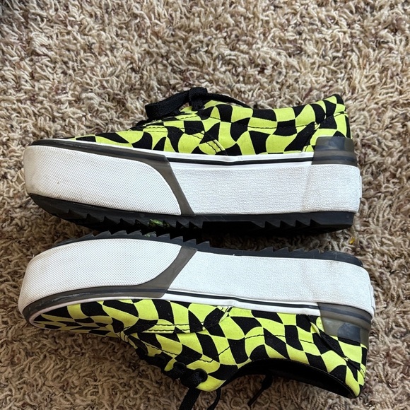 Vans Sneakers - Black and Neon Yellow Checkered - Picture 4 of 6